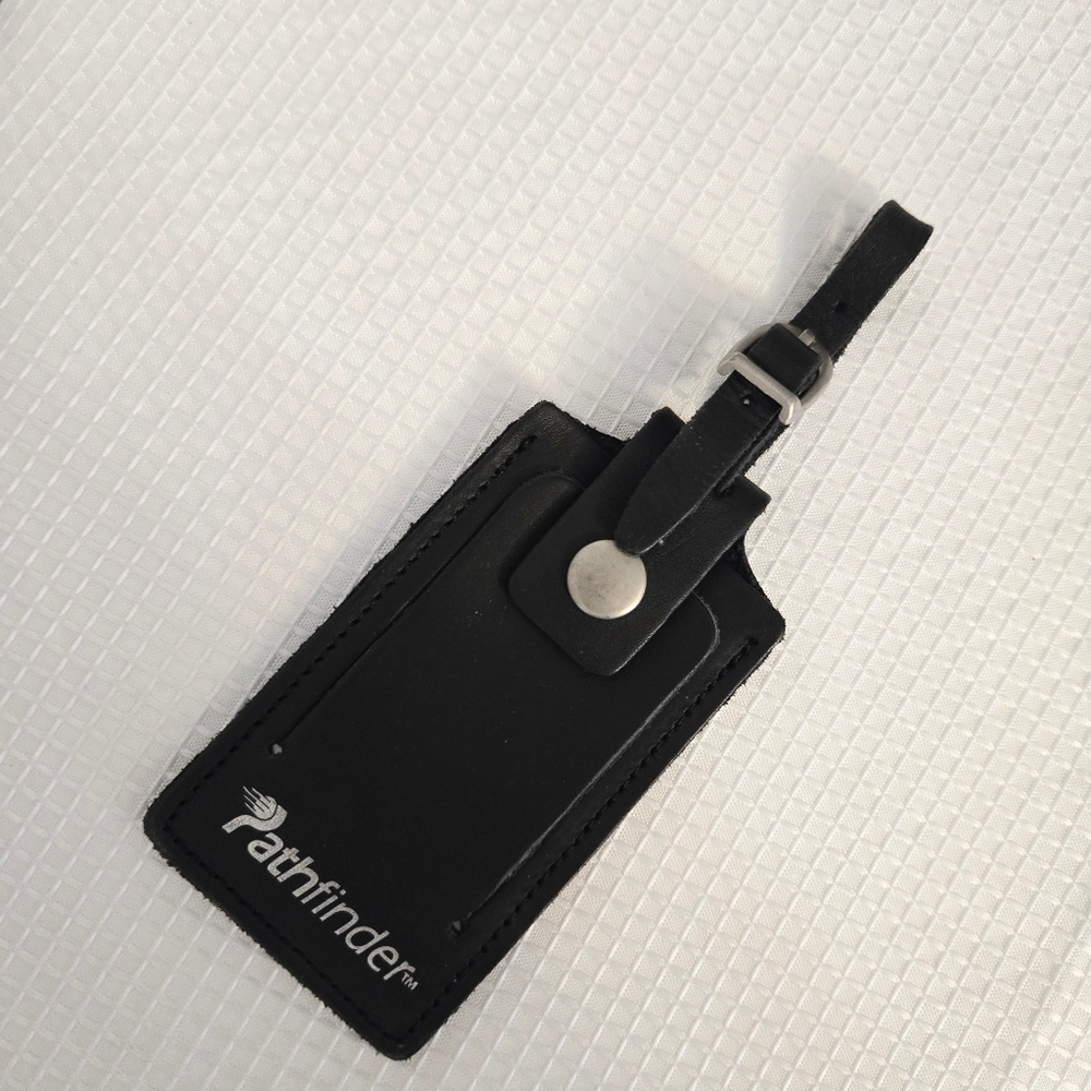 Pathfinder Black Luggage Tag Suitcase Identification Travel Vacation Business